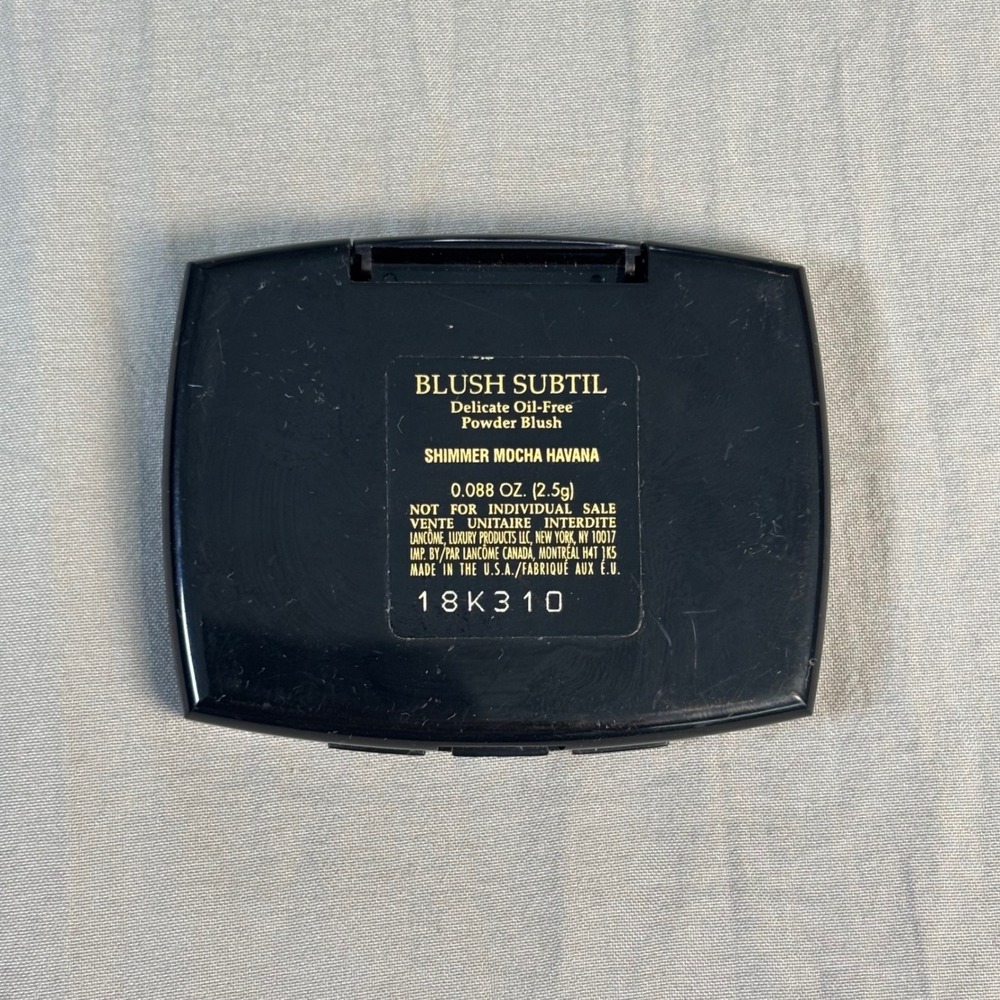 Lancome Blush Subtil Shimmer Mocha Havana Powder Blush 0.088 oz Compact - Picture 3 of 3